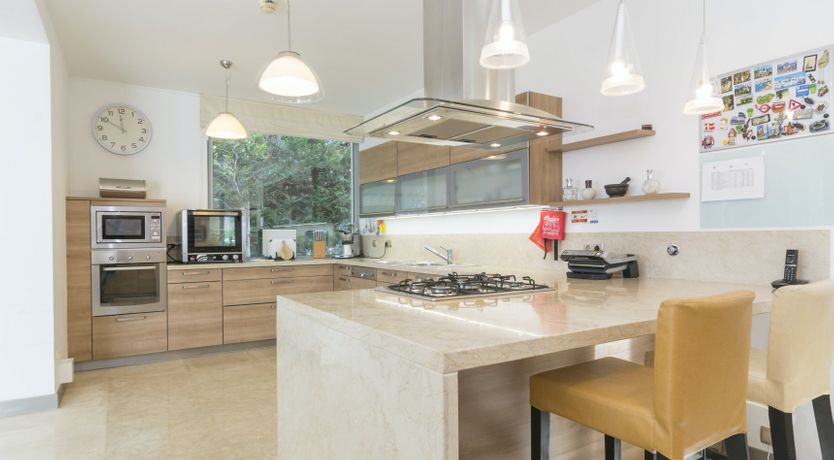 Photo of Modern Botanica