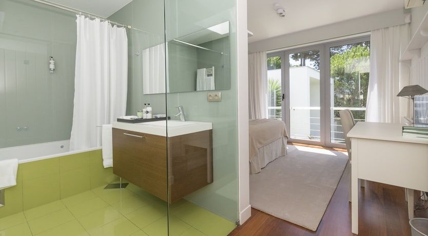 Photo of Modern Botanica