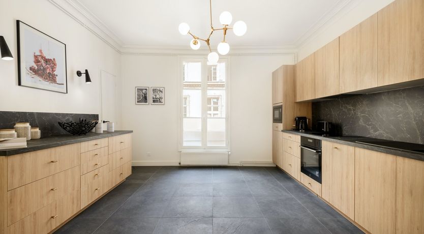 Photo of L'Accordéoniste