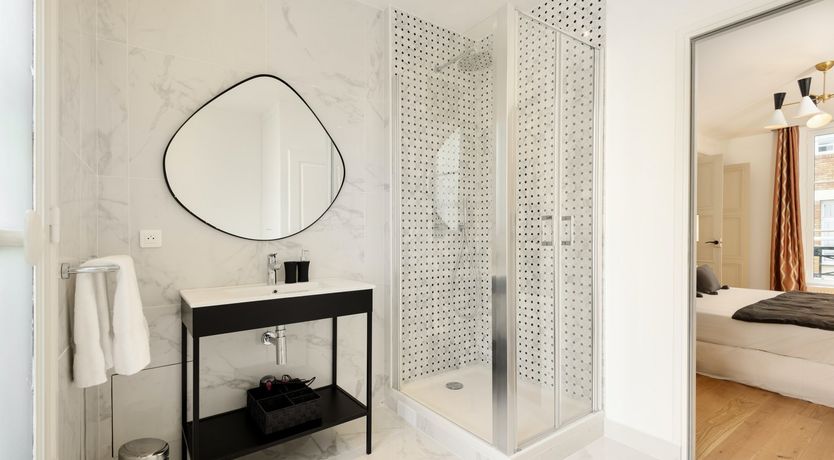 Photo of L'Accordéoniste