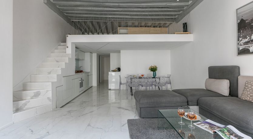 Photo of The White Beam