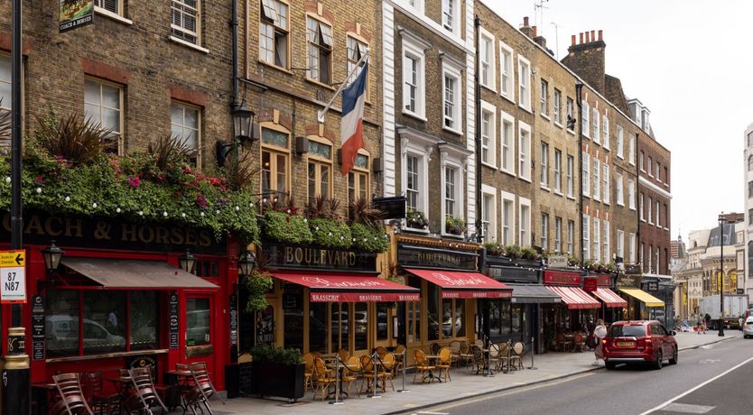 Photo of Monochrome Dream