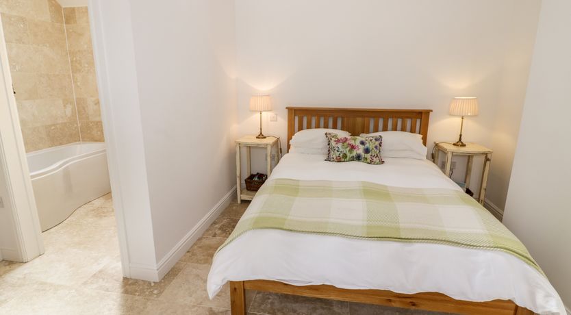 Photo of The Apple Barn