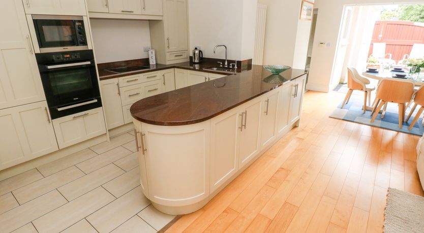 Photo of The Headlands - Gower