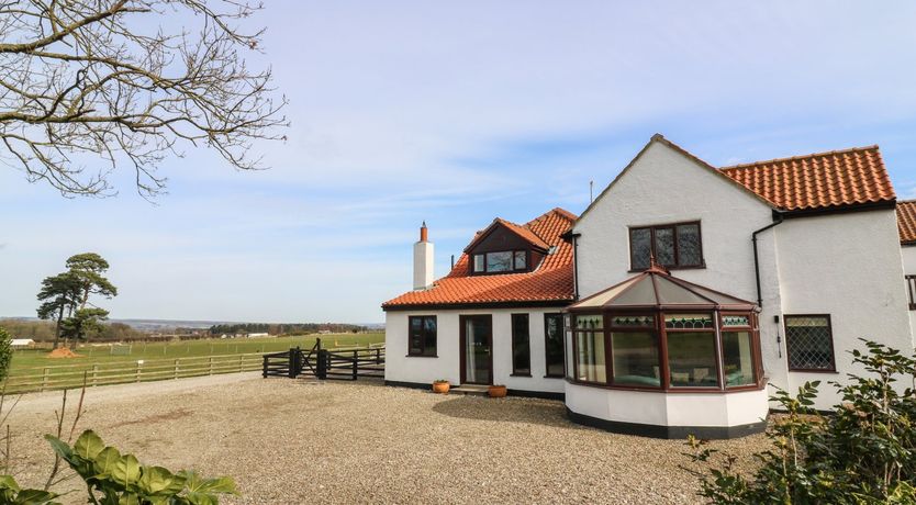 Photo of Farm Cottage