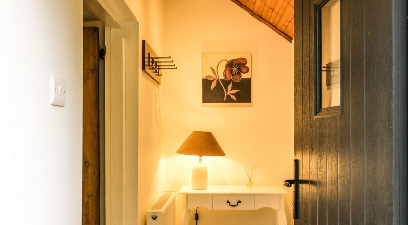 Photo of Wayside Cottage