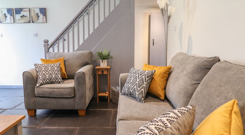 Photo of Arthur’s Cottage