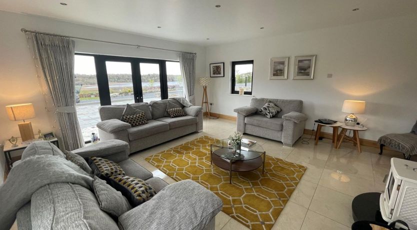 Photo of Mayo Lake View House