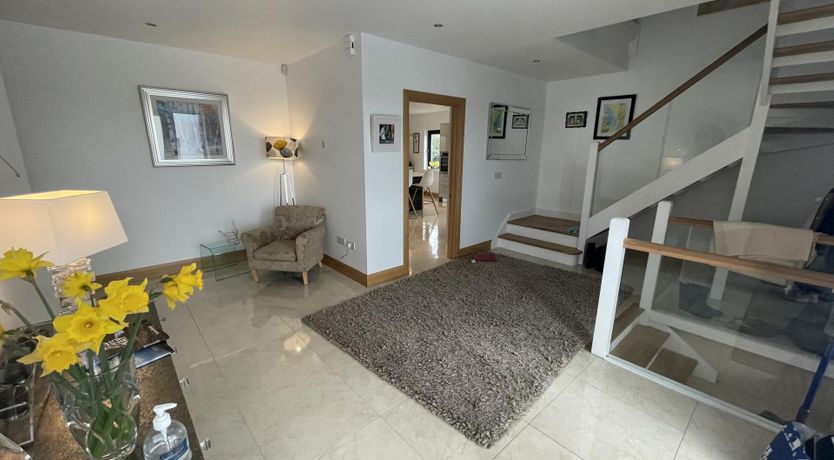 Photo of Mayo Lake View House