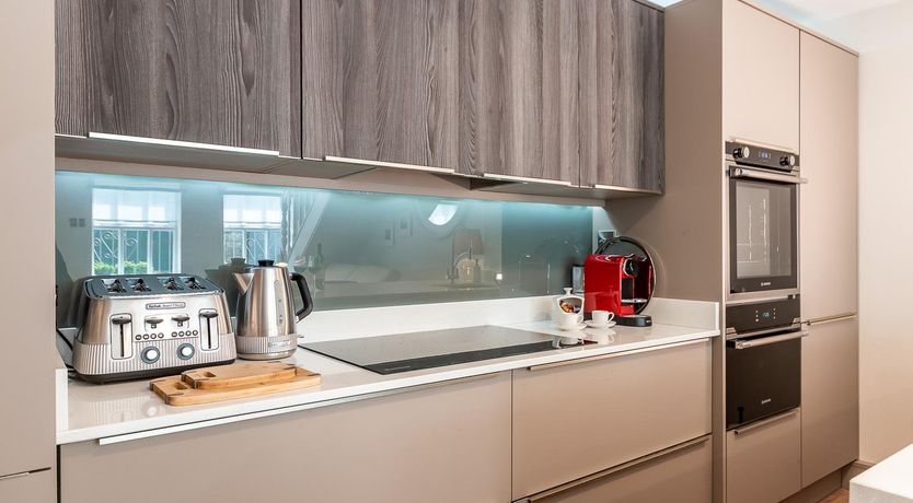 Photo of Luxury Designer Townhouse Kenmare