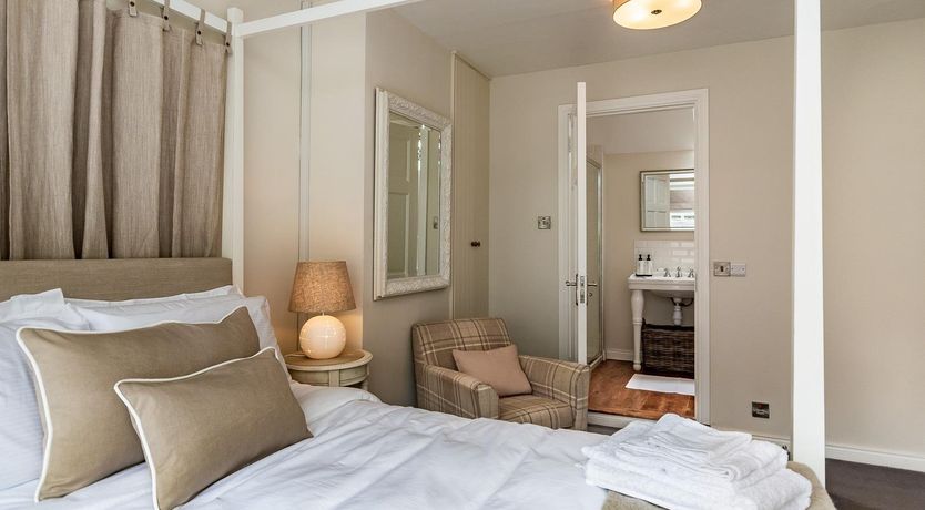 Photo of Luxury Designer Townhouse Kenmare