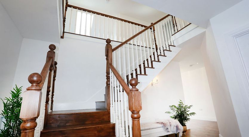 Photo of Luxury 6 bedroom Spiddal Villa