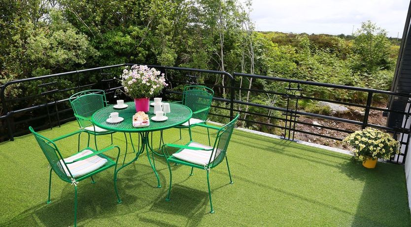 Photo of Luxury Spiddal Villa