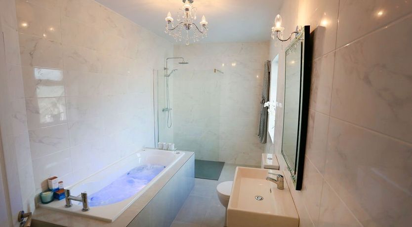 Photo of Luxury Spiddal Villa