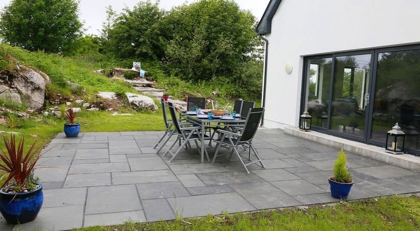 Photo of Luxury Spiddal Villa