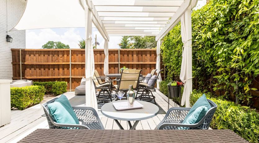 Photo of Texas Red Oak