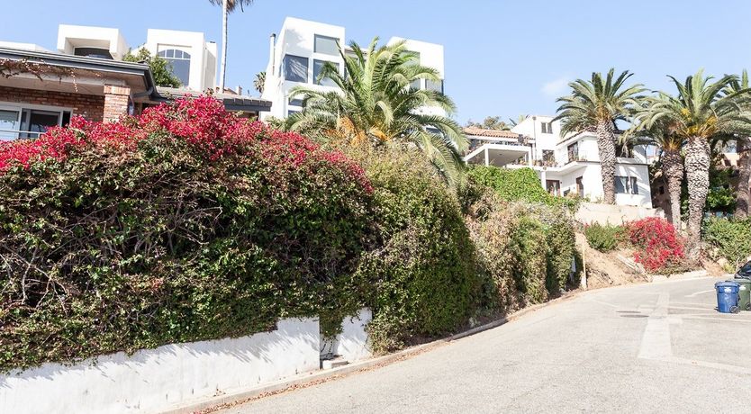 Photo of Restoration Cream