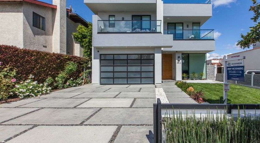 Photo of Rooftop Retreat