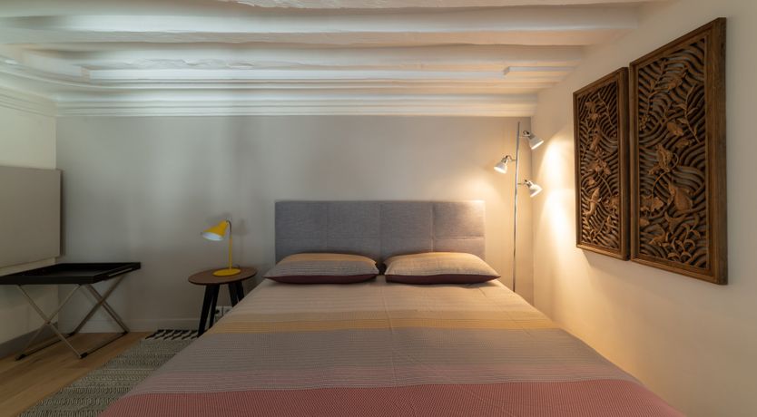 Photo of Art Abounds