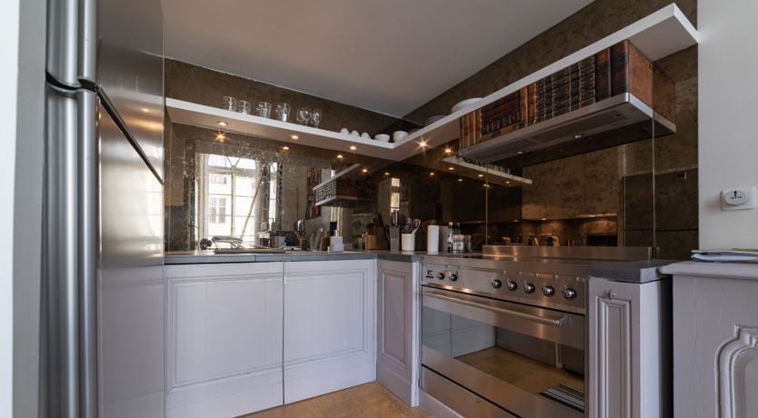 Photo of Art Abounds