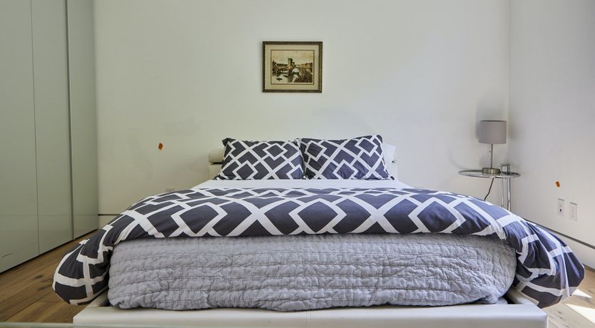 Photo of The House of Huston Street