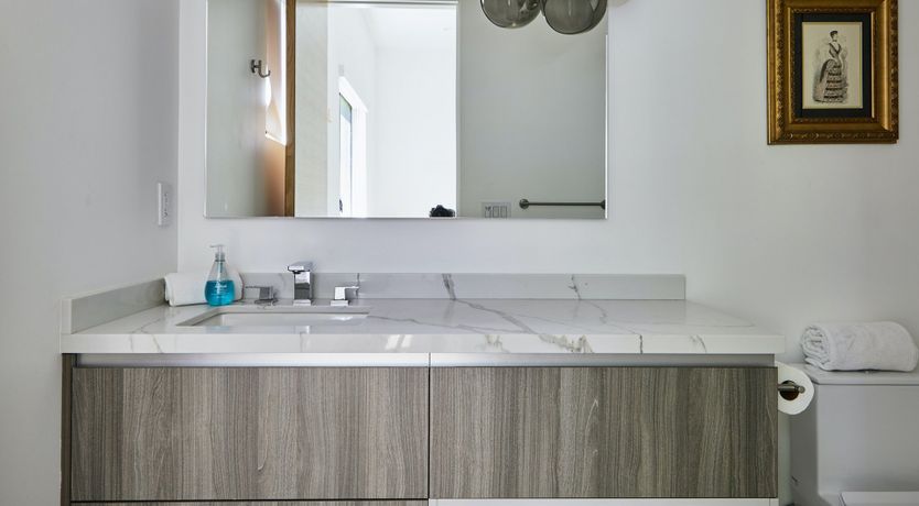 Photo of The House of Huston Street