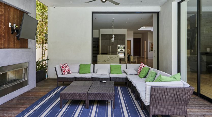 Photo of The House of Huston Street