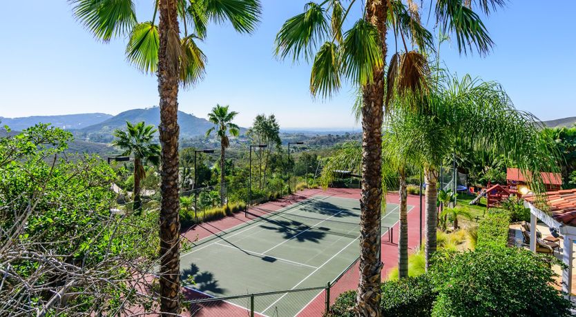 Photo of Si, Señorita