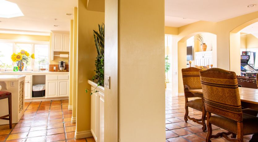 Photo of Si, Señorita