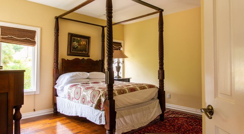 Photo of Si, Señorita