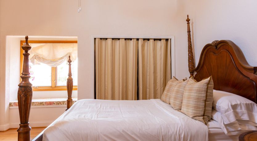 Photo of Si, Señorita