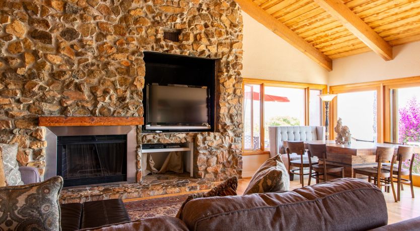 Photo of Si, Señorita