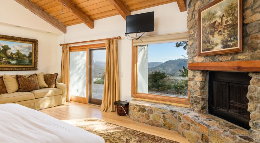 Photo of Si, Señorita