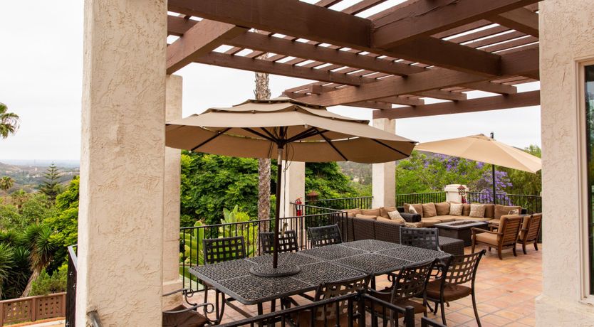 Photo of Si, Señorita