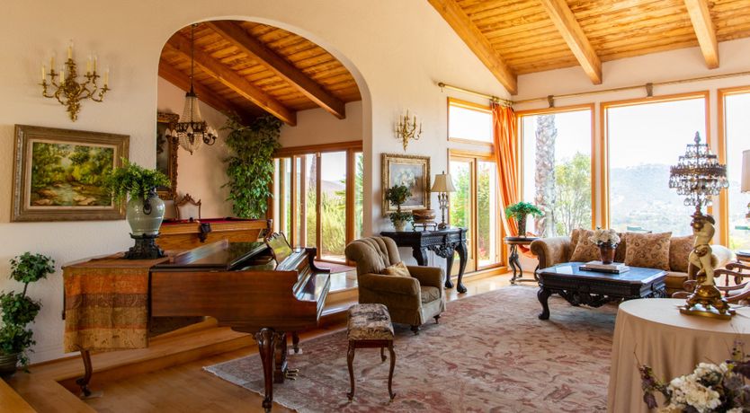 Photo of Si, Señorita