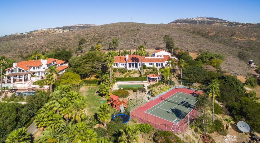 Photo of Si, Señorita