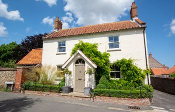 Tusker House Holiday Cottage