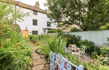 Bonny Bits Cottage Holiday Cottage