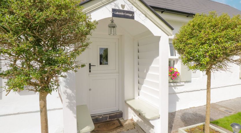 Photo of Lakeside Cottage