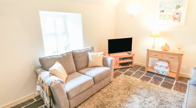 Photo of Lakeside Cottage