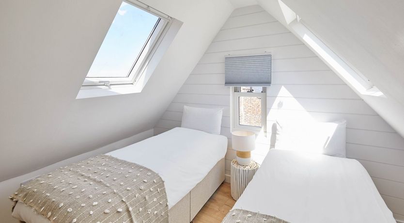 Photo of Shake Off The Sand