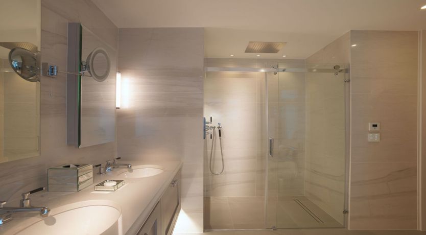 Photo of Hyde Park Suite