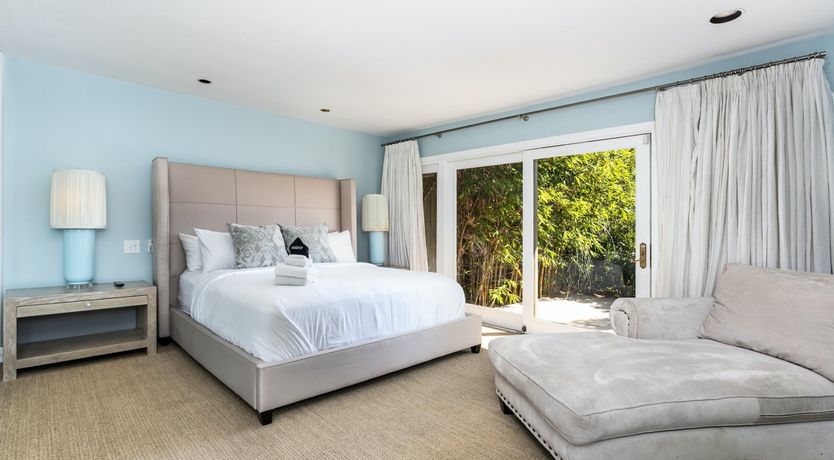 Photo of Captain Oliver