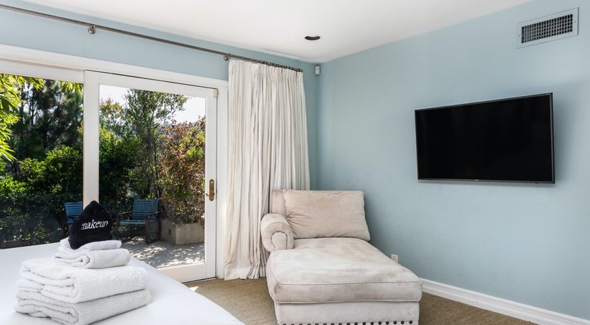 Photo of Captain Oliver