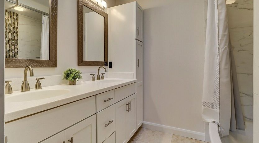 Photo of Fairway Breeze