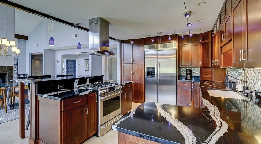 Photo of Fairway Breeze