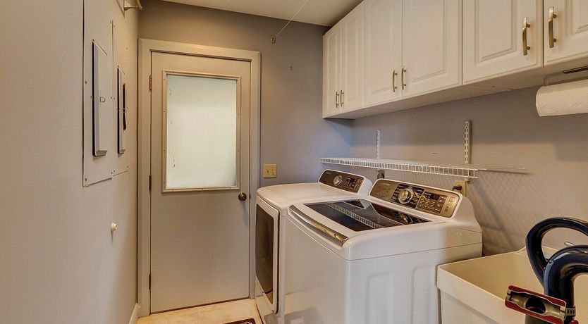 Photo of Fairway Breeze