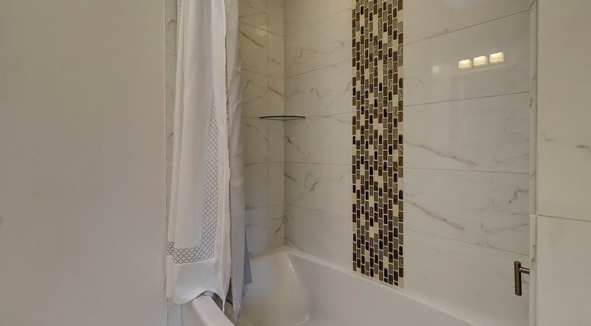 Photo of Fairway Breeze