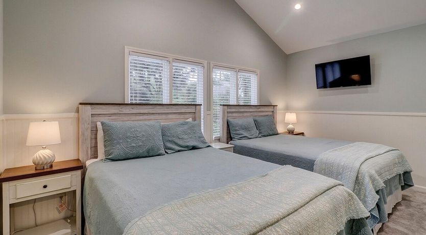 Photo of Salty Breeze