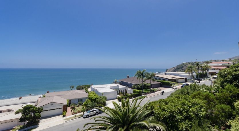 Photo of Papiri Bronze